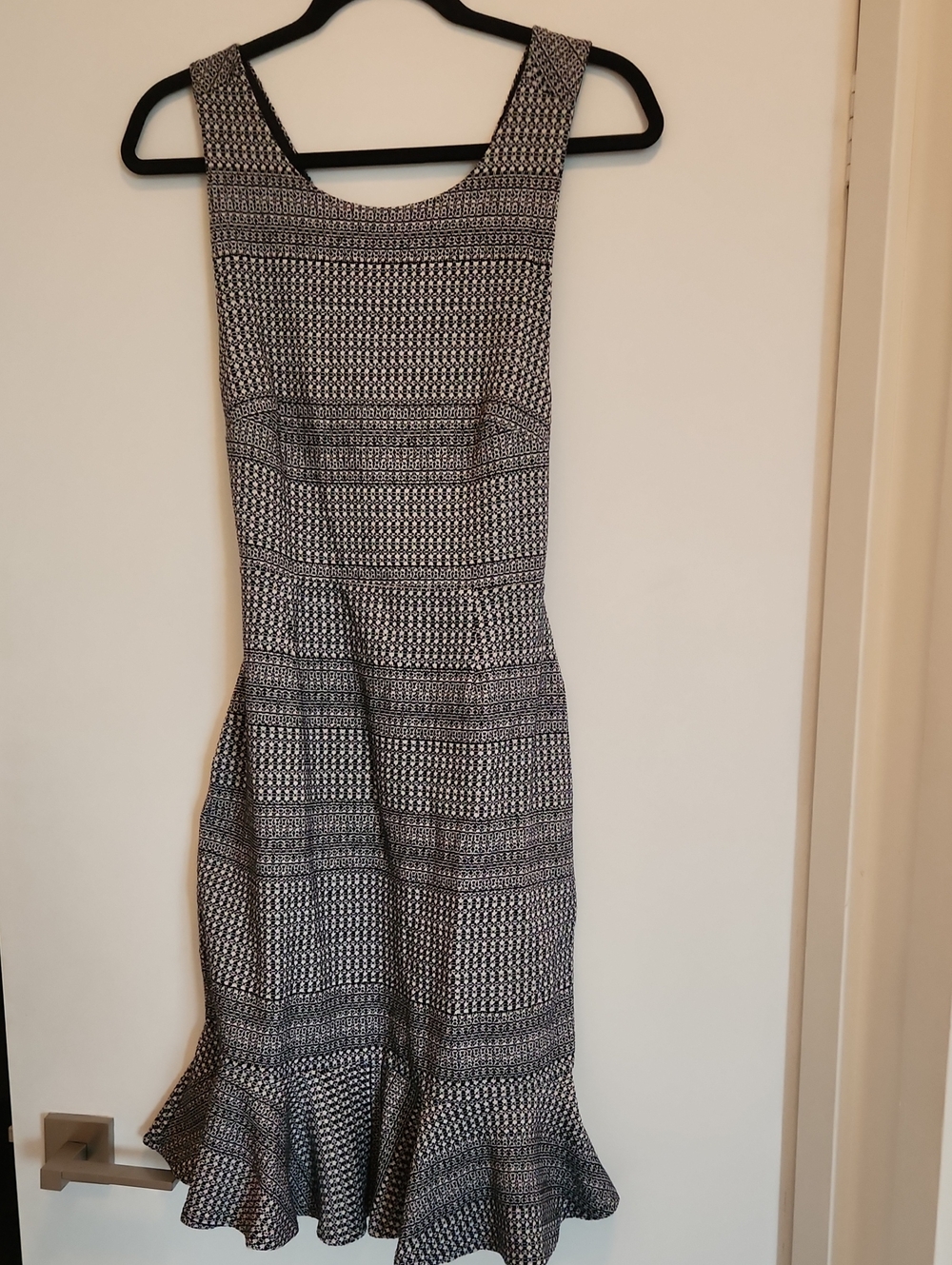 Navy & White Patterned Sleeveless Ruffle Hem Dress